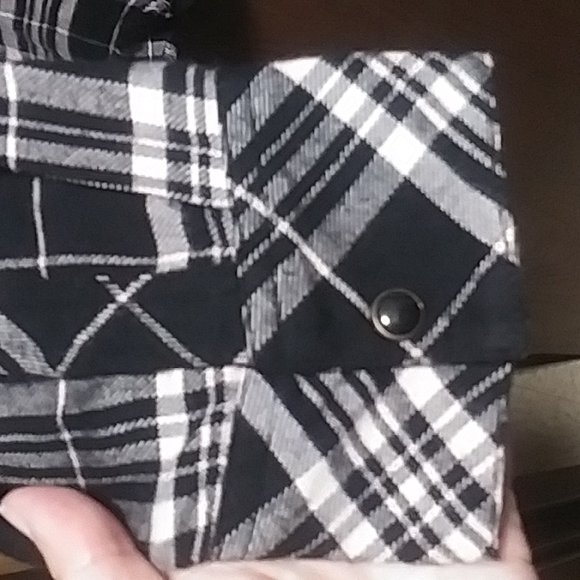 NWT Rails Leo Button down In Onyx Peach - Picture 12 of 13